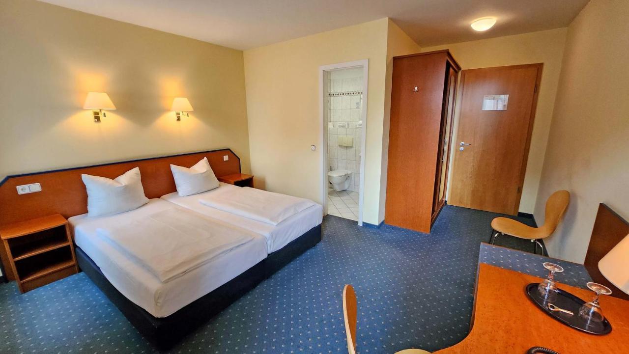 Hotel Amadeus Dresden Neustadt Екстер'єр фото