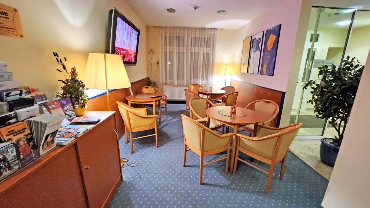 Hotel Amadeus Dresden Neustadt Екстер'єр фото
