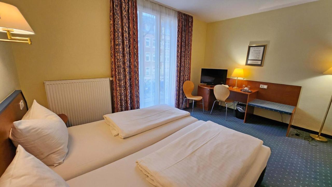 Hotel Amadeus Dresden Neustadt Екстер'єр фото