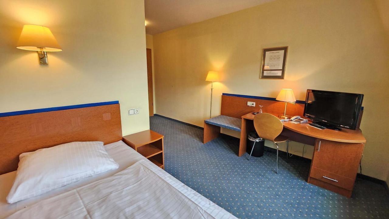 Hotel Amadeus Dresden Neustadt Екстер'єр фото