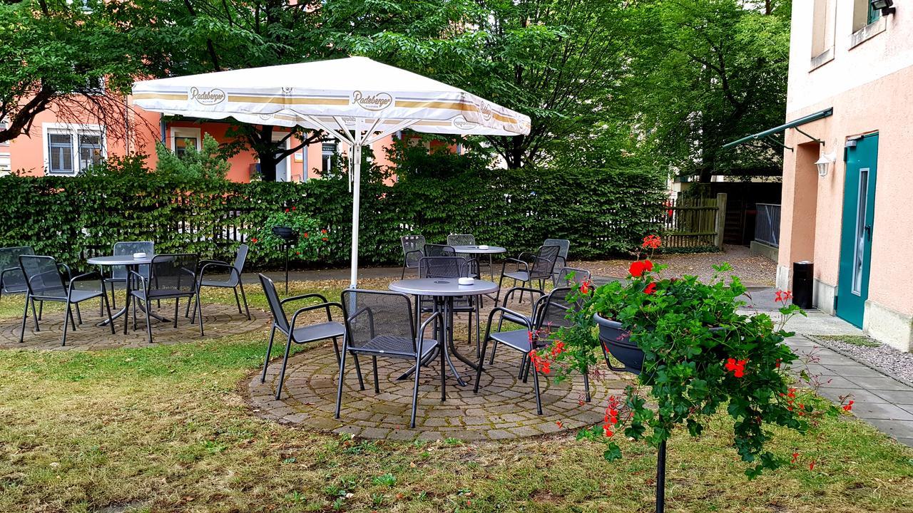 Hotel Amadeus Dresden Neustadt Екстер'єр фото